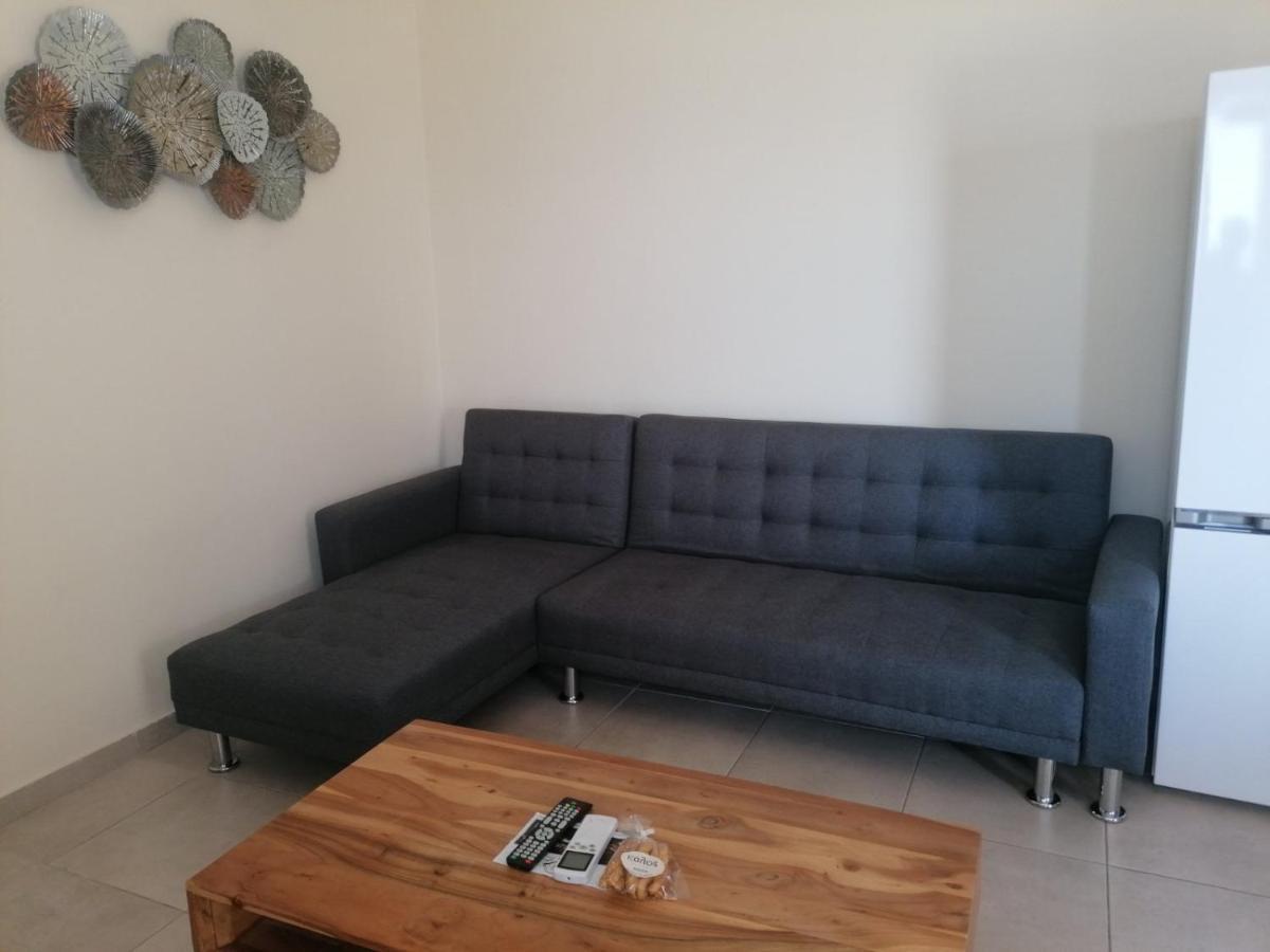 Ionion Fos Aparthotel Nikiana Bagian luar foto