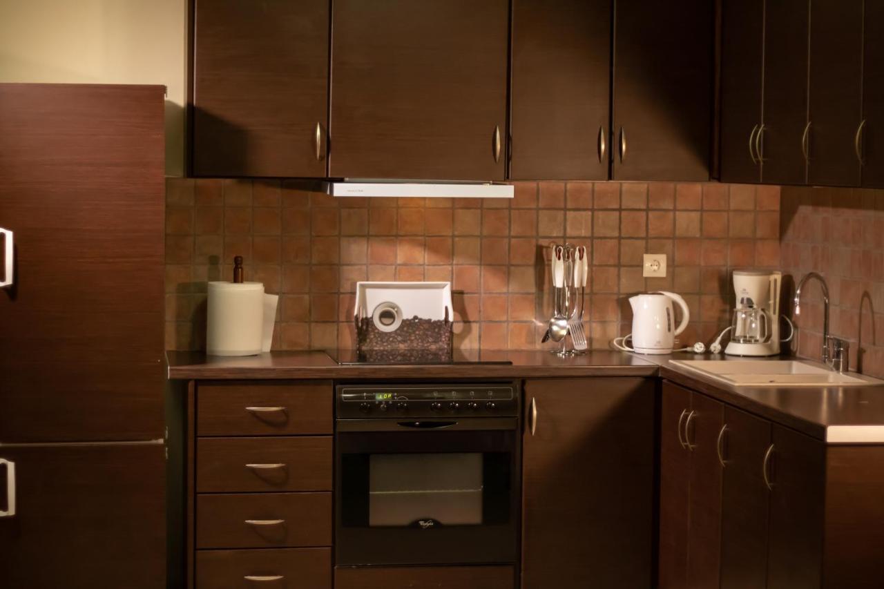 Ionion Fos Aparthotel Nikiana Bagian luar foto